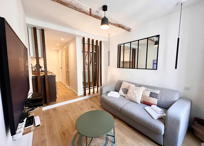 B066 Studio Design A 5 Mn De La Plage